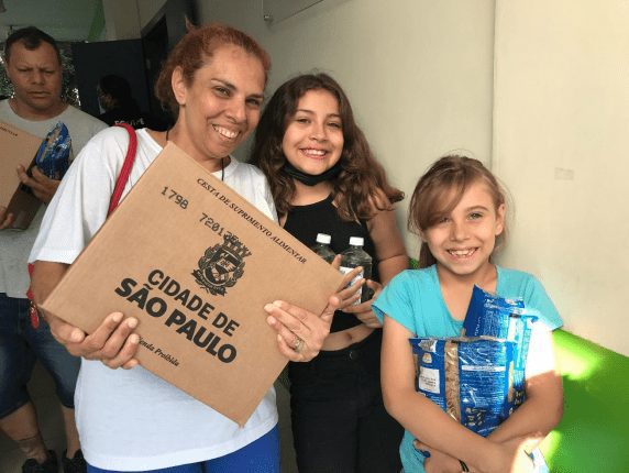 Instituto Baccarelli faz distribuição parcial das doações já recebidas em campanha especial para atender famílias em Heliópolis