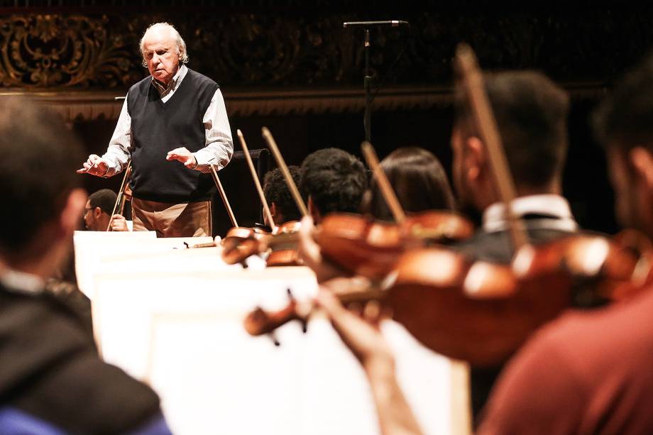 Sob regência de Isaac Karabtchevsky e com solista internacional, Orquestra Sinfônica Heliópolis volta ao palco do Clube Hebraica em agosto